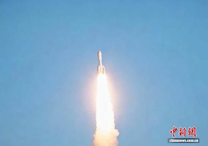 足球盛宴：解析最新战术趋势 - 天空体育